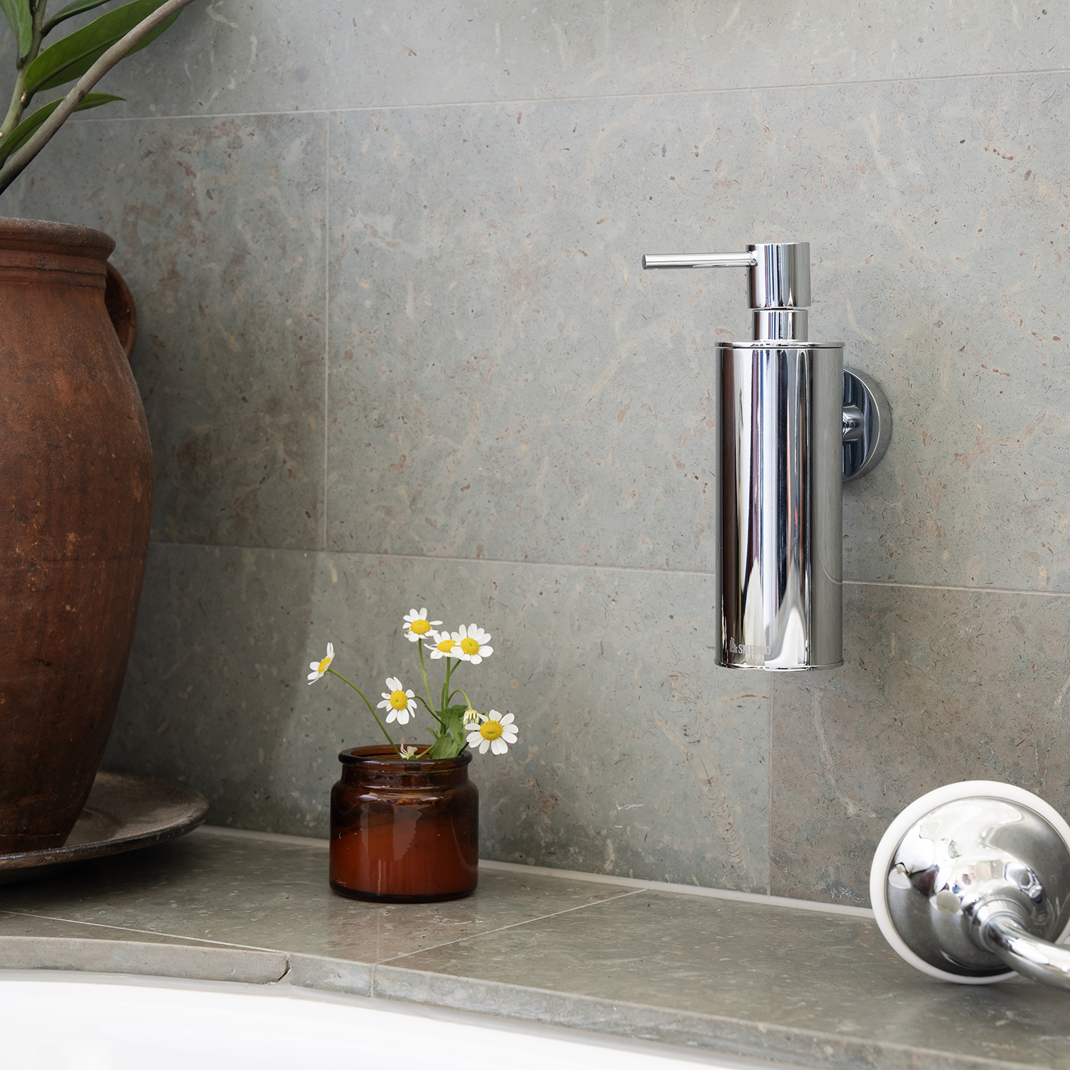Accessori da bagno Smedbo serie Home Ottone spazzolato Accessori da bagno Smedbo serie Home Ottone spazzolato